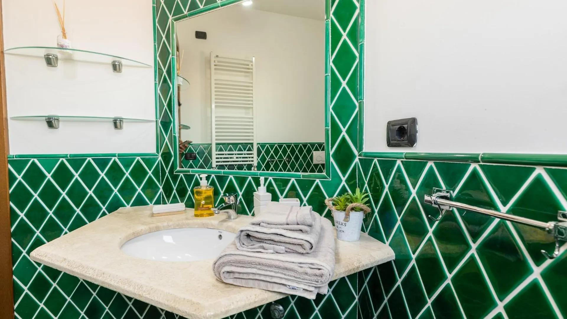 Ak Inn City Loft Olbia 0*,  Italia