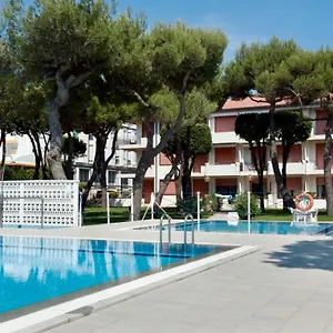 https://park-residence-n-27.hotelslidodijesolo.com