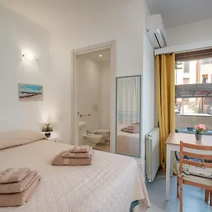  Appartement Studio's Pavese